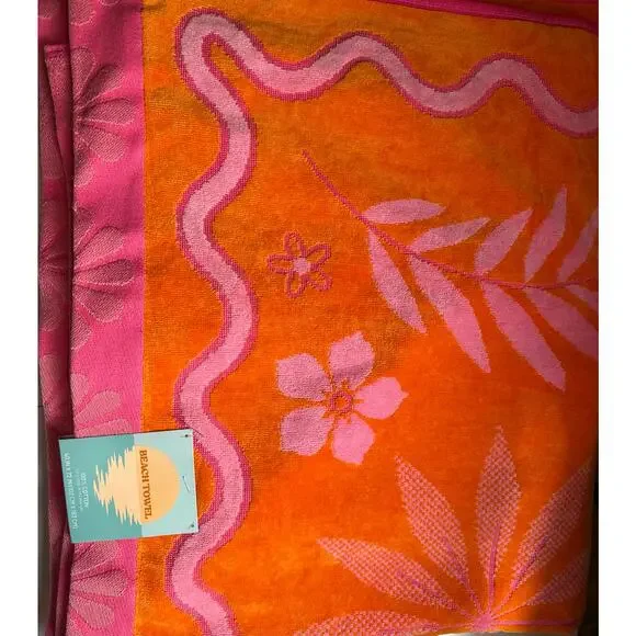 Beach Towel Pink and Yellow - Picture 2 of 2